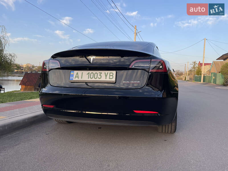 Седан Tesla Model 3 2019 в Білій Церкві