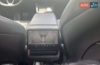 Седан Tesla Model 3 2024 в 