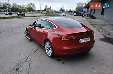 Седан Tesla Model 3 2019 в Львові