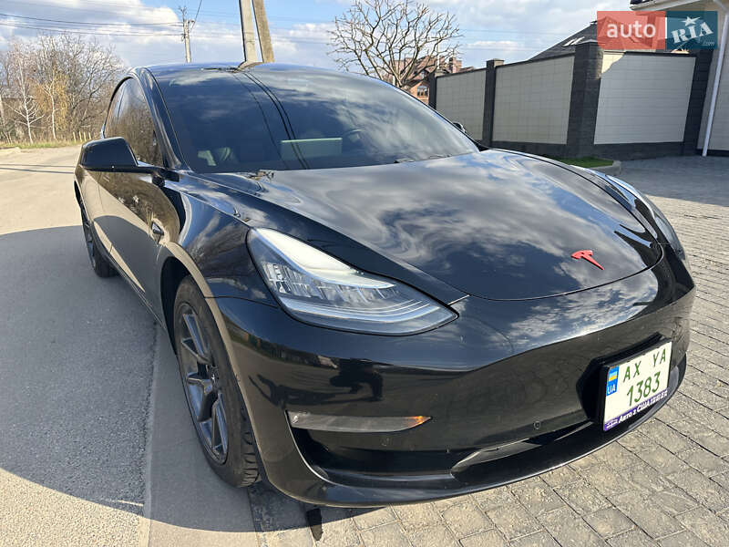 Tesla Model 3 2018