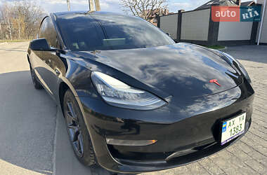 Седан Tesla Model 3 2018 в 