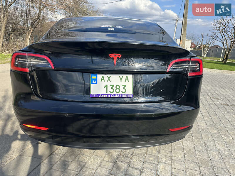 Седан Tesla Model 3 2018 в Харькове