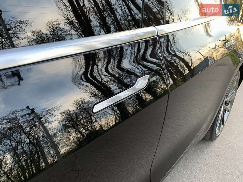 Седан Tesla Model 3 2019 в Ірпені