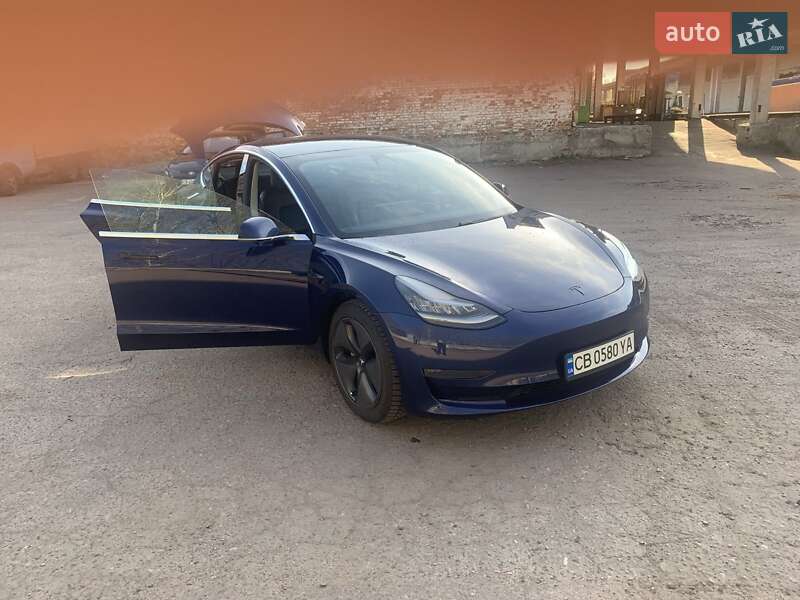 Седан Tesla Model 3 2018 в 
