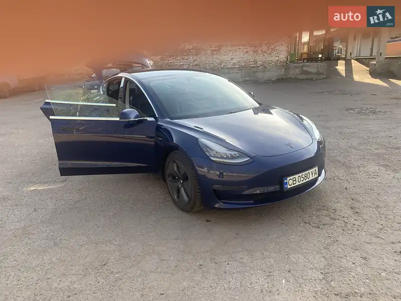 Седан Tesla Model 3 2018 в 