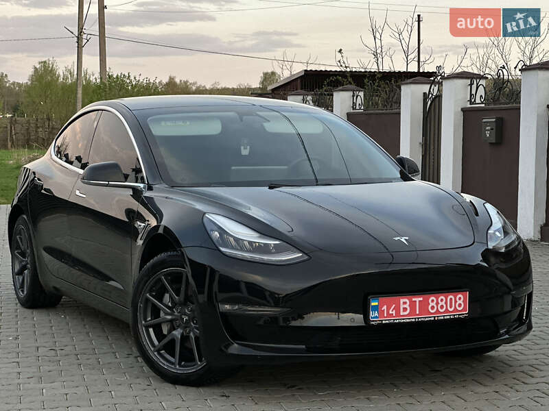 Седан Tesla Model 3 2019 в Трускавце фото 54 Седан Tesla Model 3 2019 в Трускавце