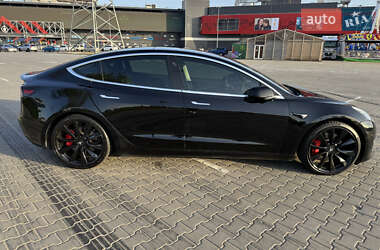 Седан Tesla Model 3 2019 в 