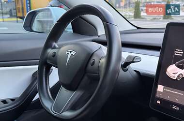 Седан Tesla Model 3 2018 в 