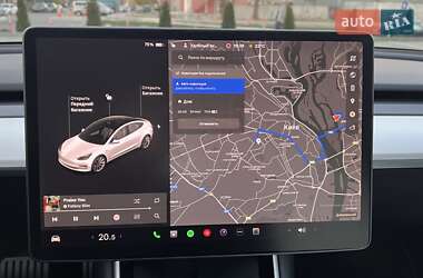 Седан Tesla Model 3 2018 в 