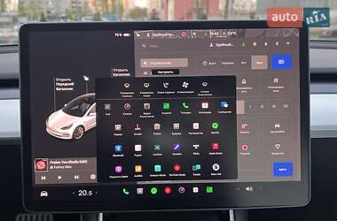 Седан Tesla Model 3 2018 в 