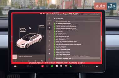Седан Tesla Model 3 2018 в 