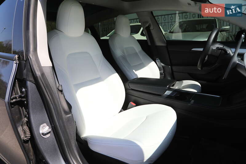 Седан Tesla Model 3 2021 в Харькове