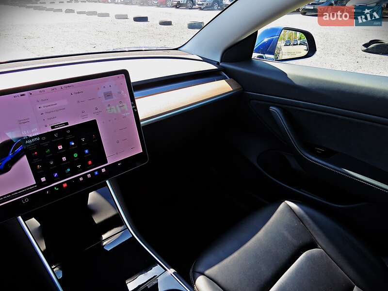 Седан Tesla Model 3 2019 в Черкассах фото 12 Седан Tesla Model 3 2019 в Черкассах