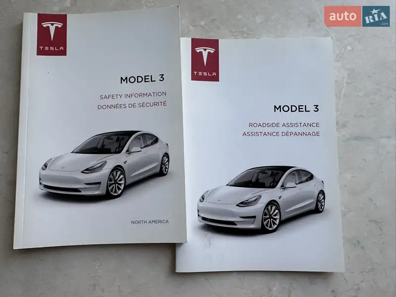 Седан Tesla Model 3 2018 в Черкассах документ