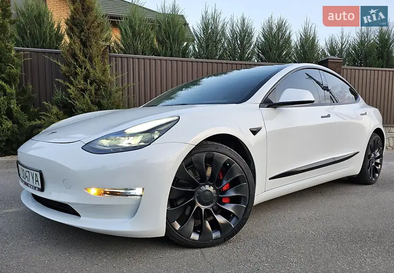 Tesla Model 3