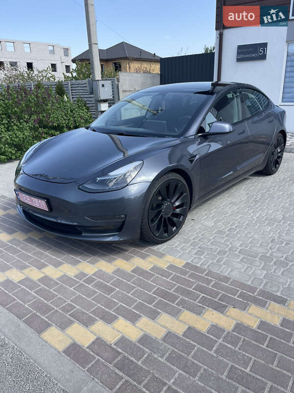 Седан Tesla Model 3 2021 в Софіївській Борщагівці