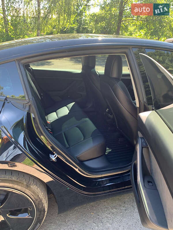 Седан Tesla Model 3 2022 в Золочеве фото 3 Седан Tesla Model 3 2022 в Золочеве