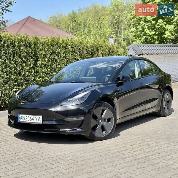 Tesla Model 3 2021
