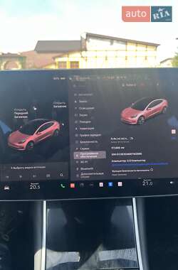 Седан Tesla Model 3 2019 в 