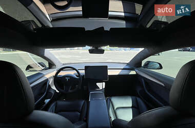 Седан Tesla Model 3 2021 в 