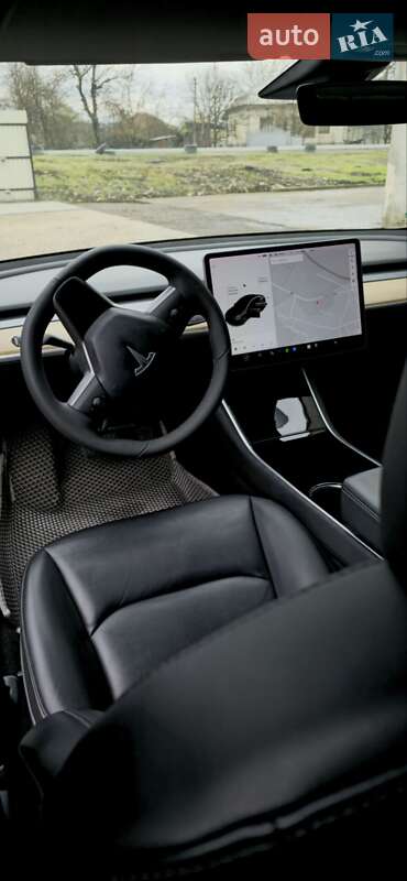 Седан Tesla Model 3 2019 в Ивано-Франковске фото 14 Седан Tesla Model 3 2019 в Ивано-Франковске