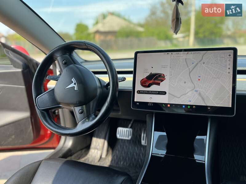 Седан Tesla Model 3 2018 в Славянске