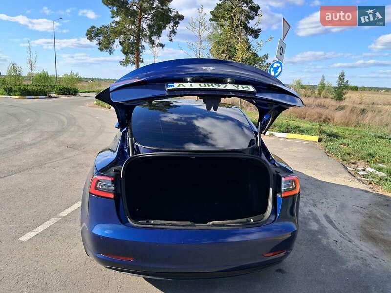 Седан Tesla Model 3 2022 в Немишаево