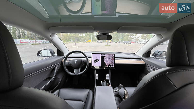 Седан Tesla Model 3 2019 в Миколаєві