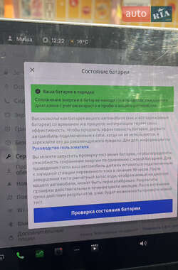 Седан Tesla Model 3 2019 в 