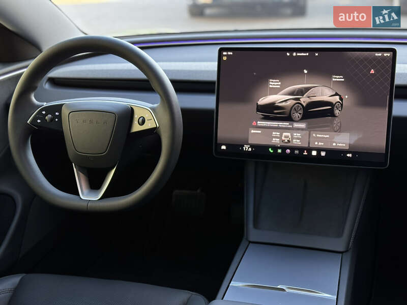 Седан Tesla Model 3 2024 в Луцьку