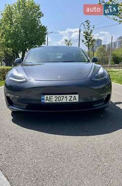 Седан Tesla Model 3 2022 в Дніпрі