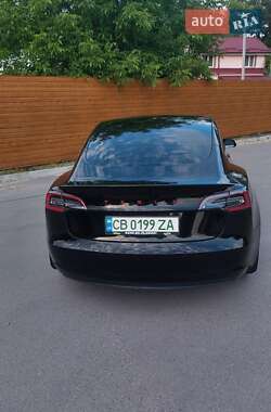 Седан Tesla Model 3 2019 в 
