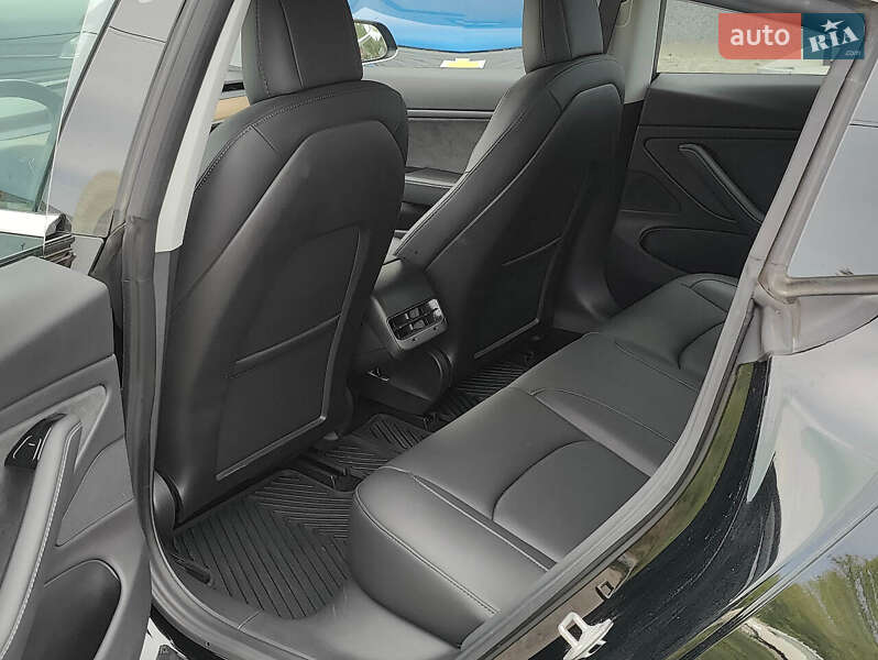 Седан Tesla Model 3 2019 в Киеве фото 23 Седан Tesla Model 3 2019 в Киеве