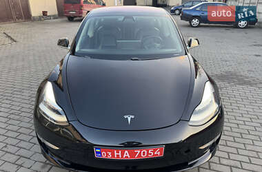 Седан Tesla Model 3 2019 в 