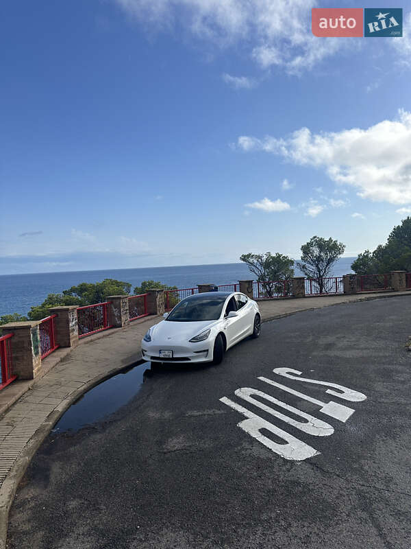 Седан Tesla Model 3 2018 в Киеве фото 2 Седан Tesla Model 3 2018 в Киеве