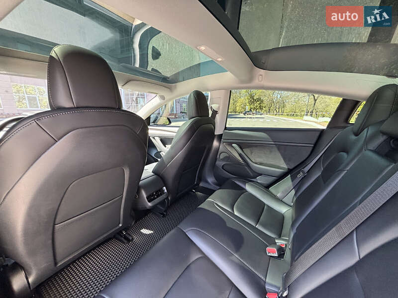 Седан Tesla Model 3 2022 в Одесі фото 19 Седан Tesla Model 3 2022 в Одесі