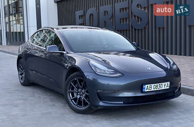 Седан Tesla Model 3 2019 в Вінниці