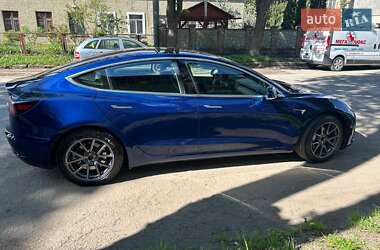 Седан Tesla Model 3 2018 в 