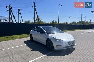 Седан Tesla Model 3 2019 в 