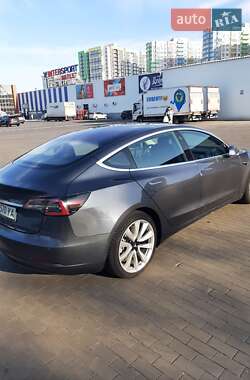 Седан Tesla Model 3 2018 в 