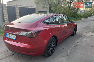 Седан Tesla Model 3 2019 в 