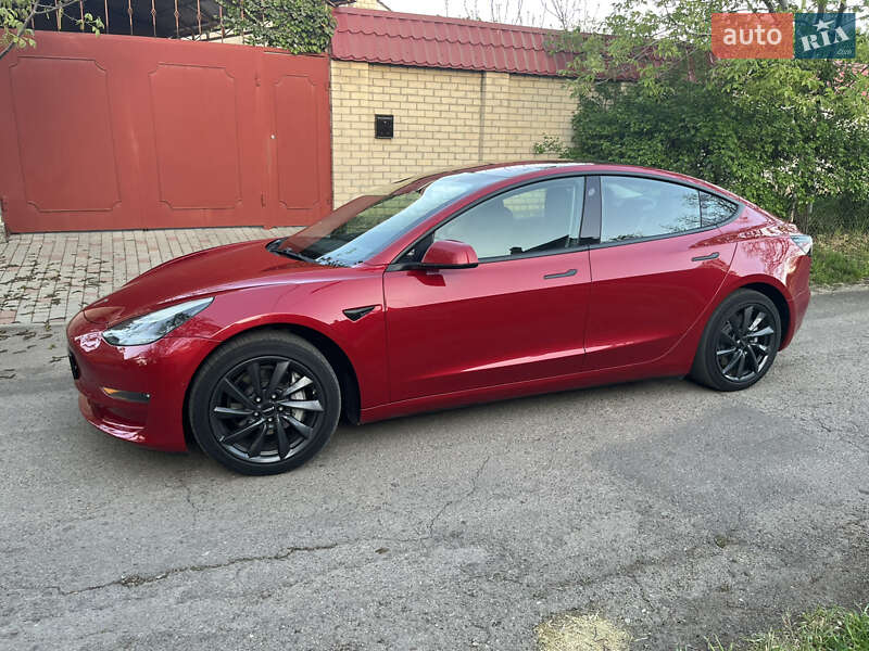 Седан Tesla Model 3 2019 в Одесі