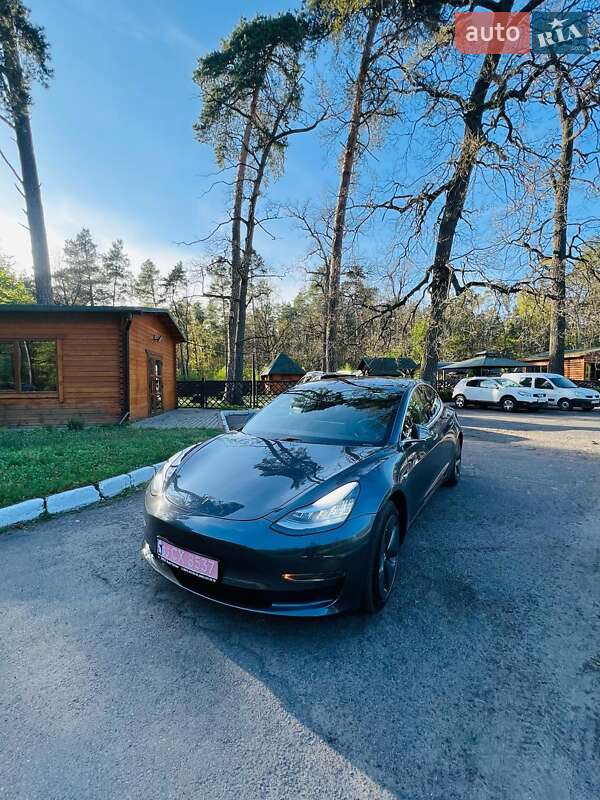 Седан Tesla Model 3 2019 в Луцке фото 20 Седан Tesla Model 3 2019 в Луцке