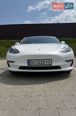Седан Tesla Model 3 2018 в 