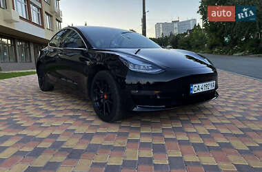 Седан Tesla Model 3 2018 в 