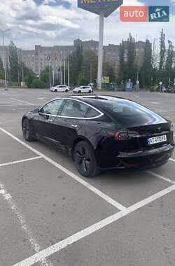 Седан Tesla Model 3 2019 в 