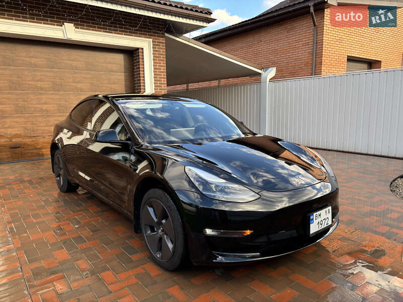 Седан Tesla Model 3 2022 в Сумах