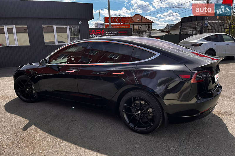 Седан Tesla Model 3 2018 в Киеве фото 4 Седан Tesla Model 3 2018 в Киеве