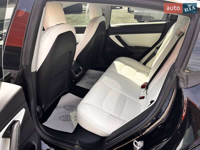 Седан Tesla Model 3 2018 в Киеве фото 13 Седан Tesla Model 3 2018 в Киеве