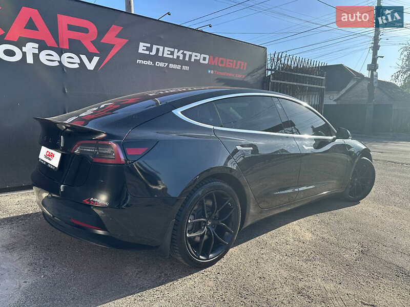 Седан Tesla Model 3 2018 в Киеве фото 18 Седан Tesla Model 3 2018 в Киеве